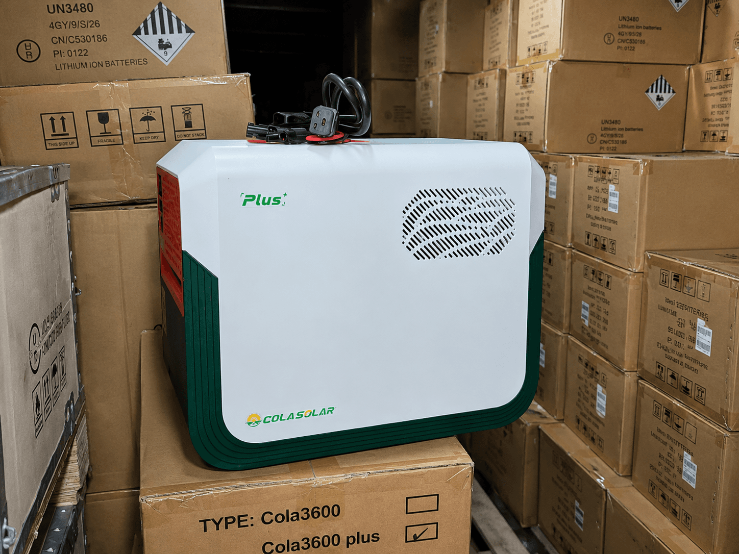 Cola 3600 Plus Solar Generator β Silent Power for Every Home